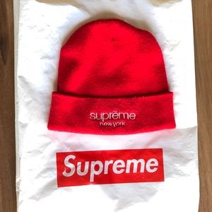 Supreme Metallic Classic Red winter beanie